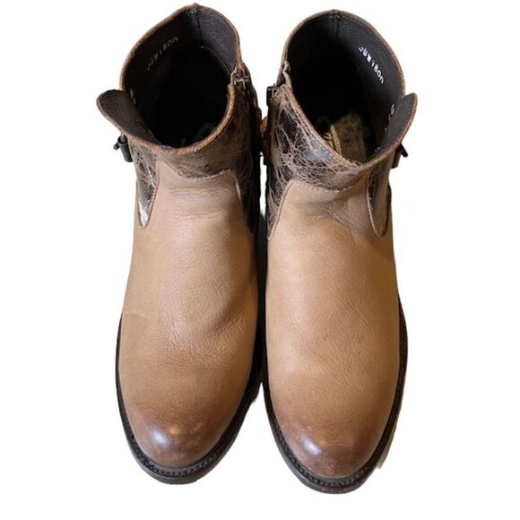 J.B. Dillon Women's Leather Brown Short Heeled Textured Strap Boots Size 6.5 - Picture 4 of 11